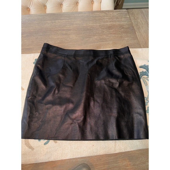 Susana Monaco Madeline Skirt in Black
SUSANA MONACO 10 - Picture 3 of 8